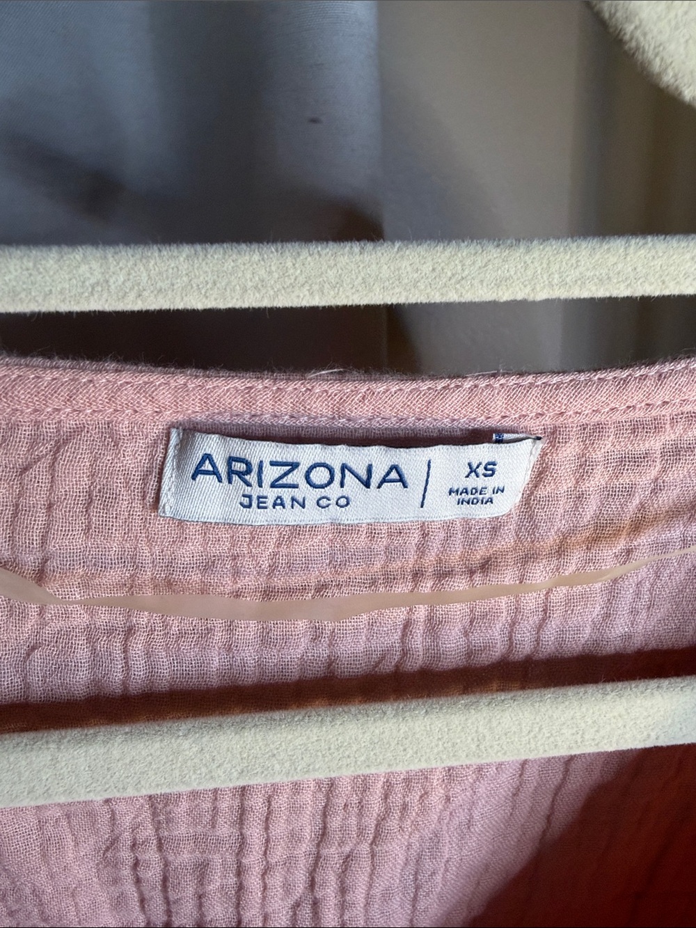 Arizona Jean Company Pink Front Tie Textured Crop Top - Picture 2 of 3